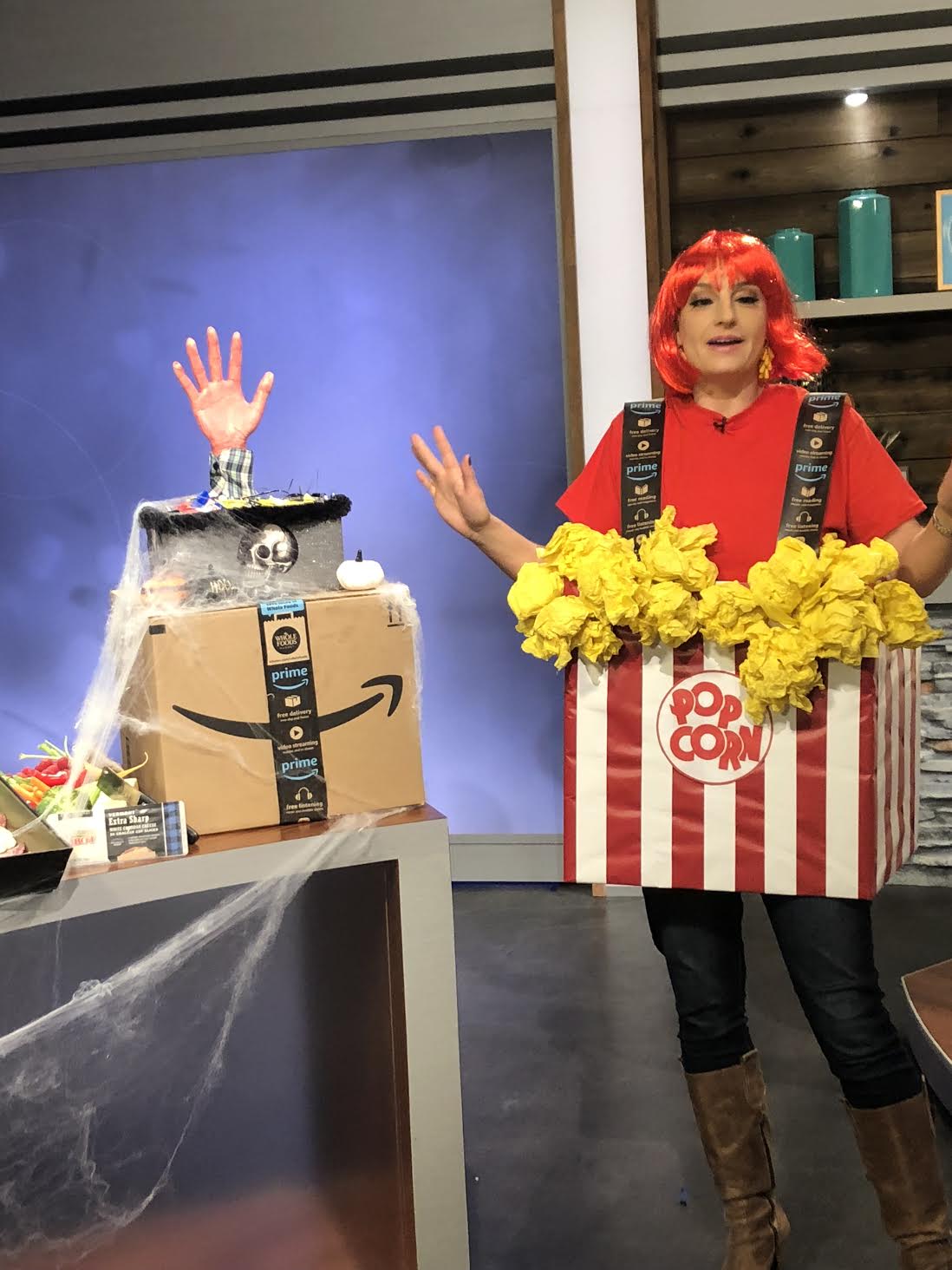 DIY Popcorn Costume  Popcorn costume, Popcorn costume diy, Last minute  halloween costumes